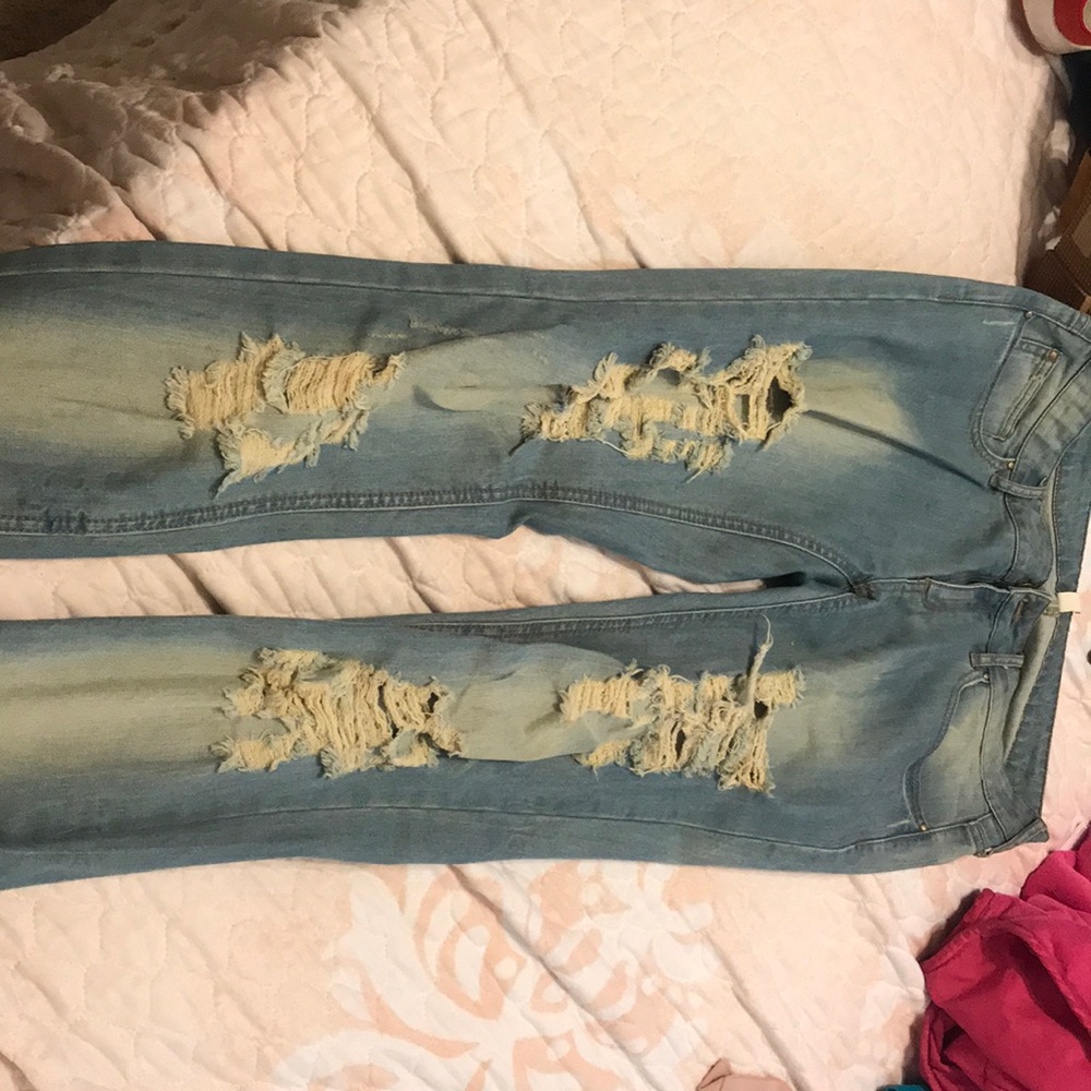 Light wash distressed jeans